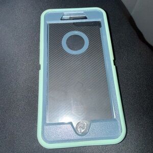iPhone 8 Plus OtterBox Protective Phone Case - Mint Green and Blue